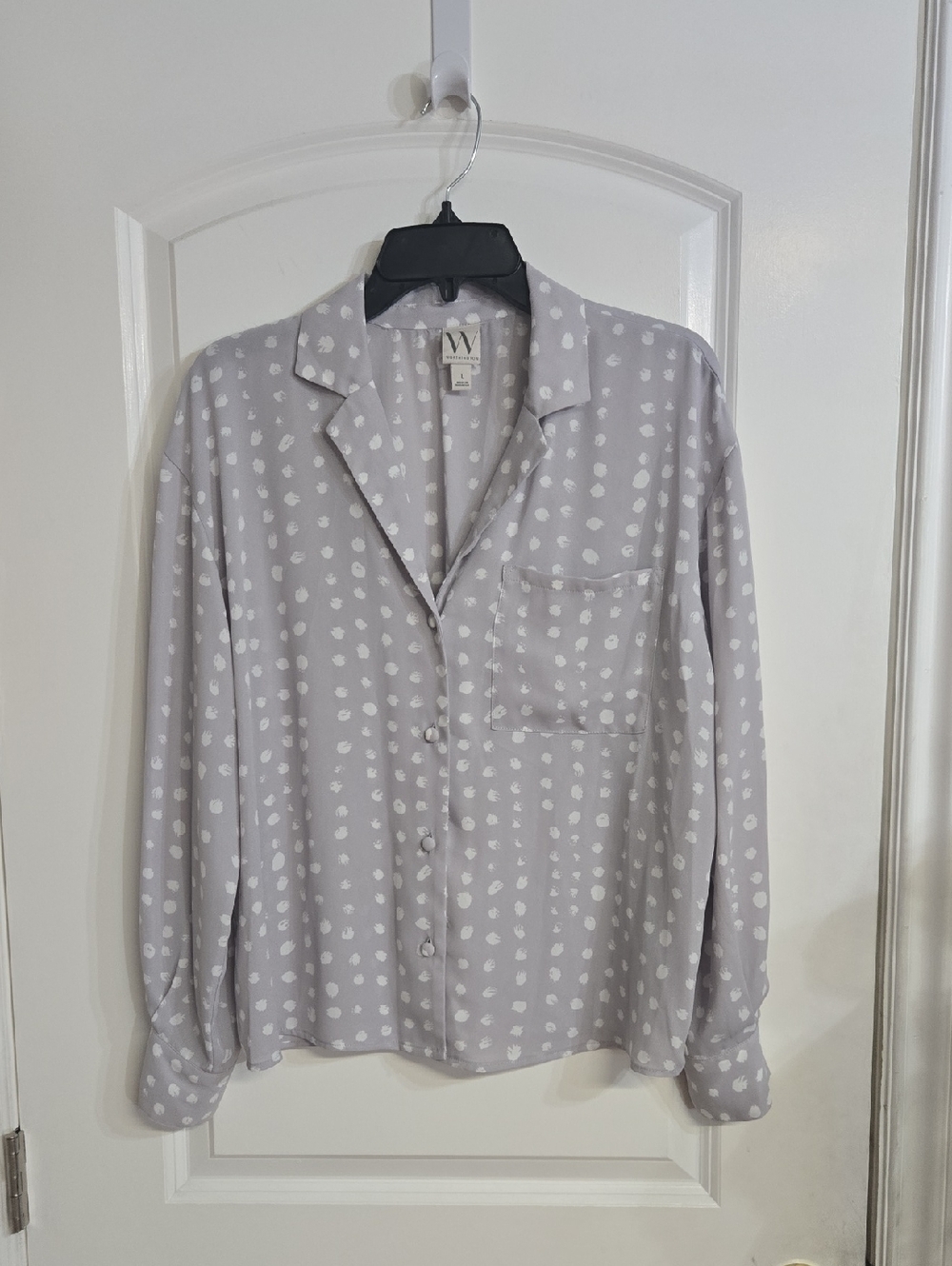 Worthington Large Light Gray White Polka Dot Button-Up Shirt